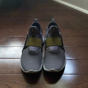 FREEDOM SLIP-ON SNEAKER - WOMEN'S